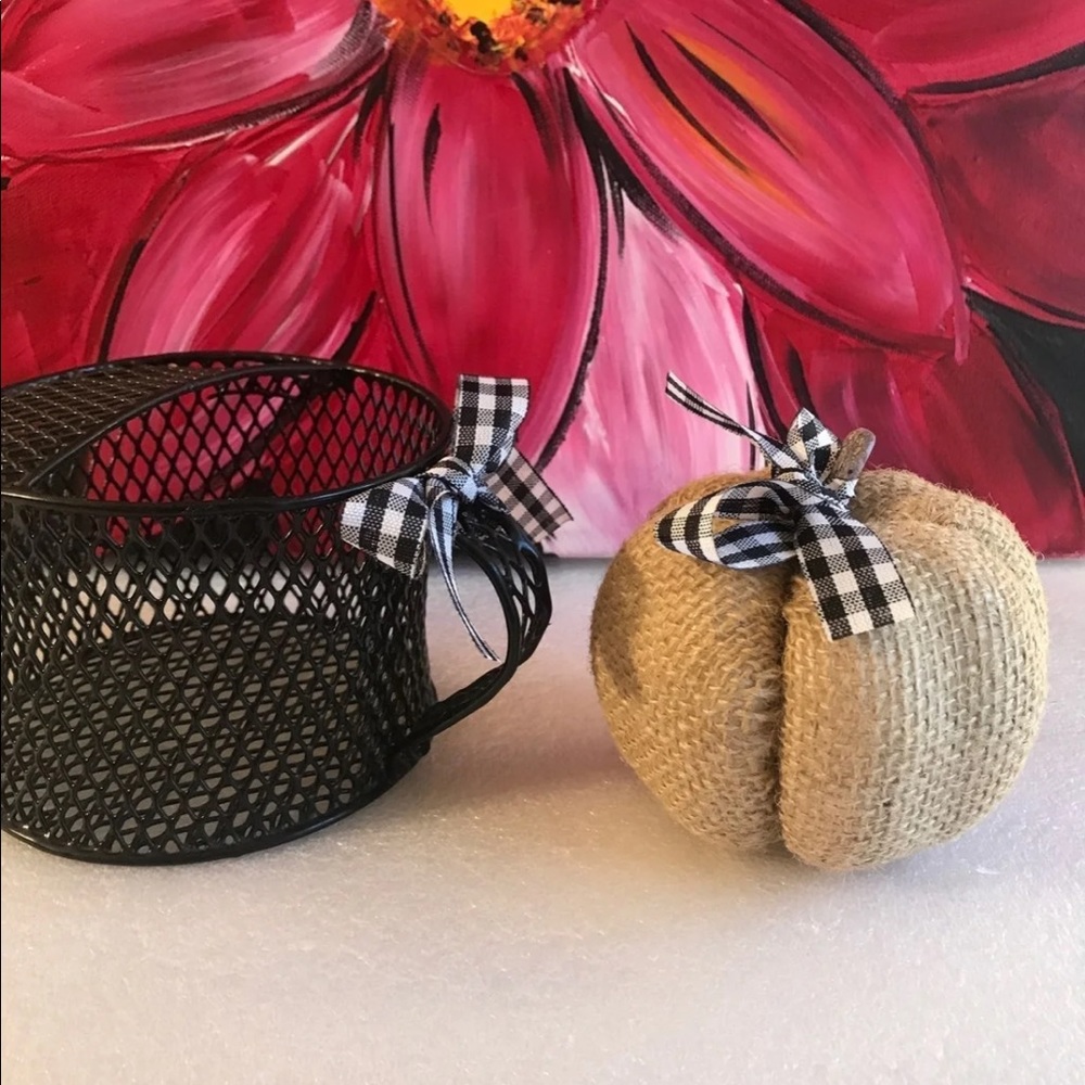 Fall decor -2 items - Picture 5 of 10